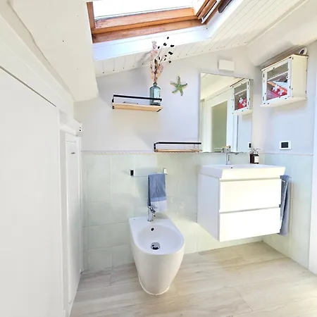 Mansarda A Pochi Passi Dal Mare *